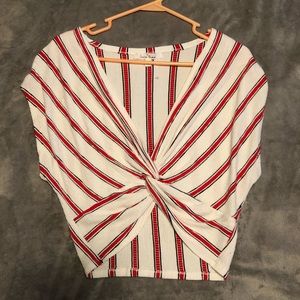 Red & white front knot crop top